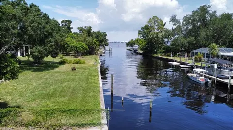 1845 Marina Cir, North Fort Myers, FL 33903