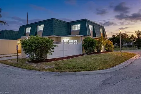 4811 Sunfish Ct, Fort Myers, FL 33919