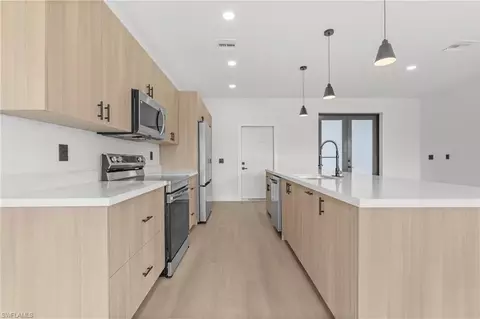 Kitchen - 8033 Oakleaf Cir, Labelle, FL 33935 photo 2 of 3