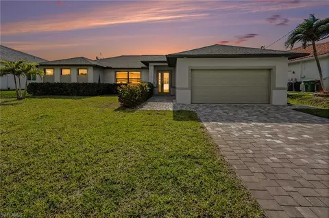 1732 SW 17th Ave, Cape Coral, FL 33991