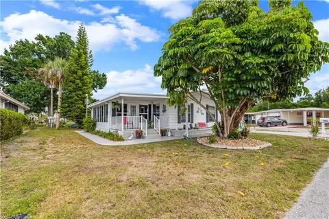 506 Blossom Ct, North Fort Myers, FL 33917