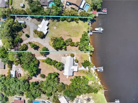2212 River Pine Dr, Fort Myers, FL 33905