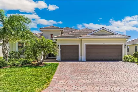 17290 Walnut Run Dr, Alva, FL 33920