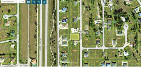 25088 Estrada Cir, Punta Gorda, FL 33955