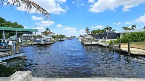 111 SW 58th Ter, Cape Coral, FL 33914