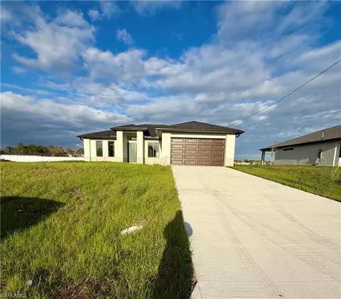 7019 Palpano Cir, Labelle, FL 33935