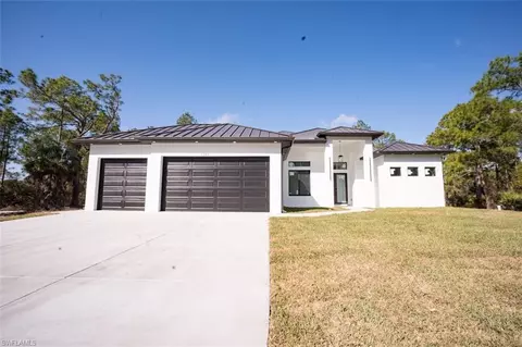 1207 Magnolia Ave, Lehigh Acres, FL 33972