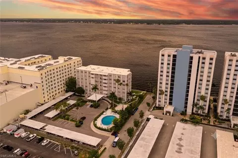 1900 Clifford St #301, Fort Myers, FL 33901