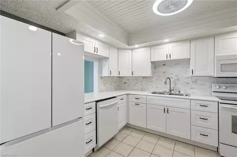 1304 Miramar St #202, Cape Coral, FL 33904