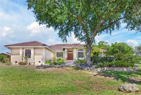 7214 Hendry Creek Dr, Fort Myers, FL 33908