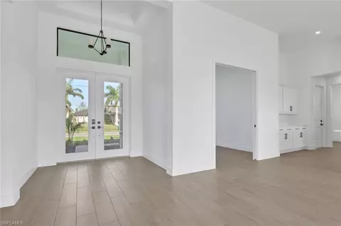 1 NW 35th Pl, Cape Coral, FL 33993