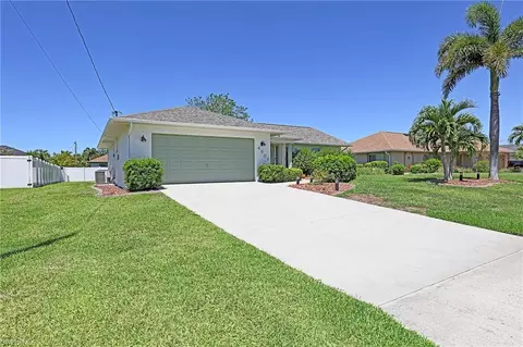 4608 SW 13th Ave, Cape Coral, FL 33914