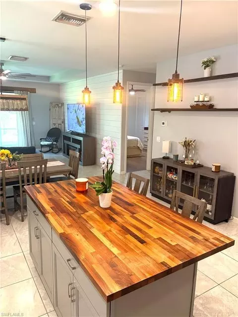 Kitchen - 1999 Parson St, Naples, FL 34120 photo 2 of 2