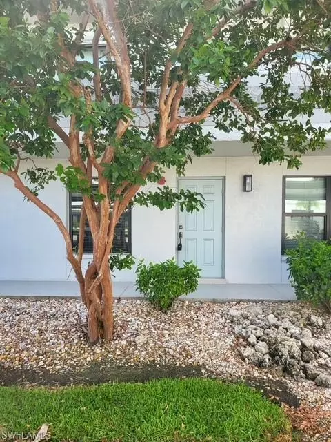 4244 SE 20th Pl #117, Cape Coral, FL 33904