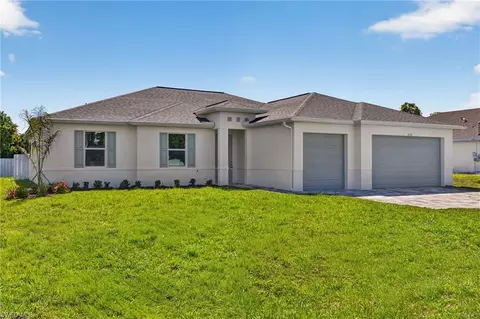 2537 SW 11th Pl, Cape Coral, FL 33914