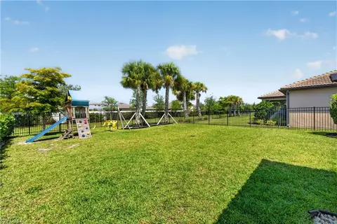 Exterior - 3721 E Hampton Cir, Alva, FL 33920 photo 3 of 4