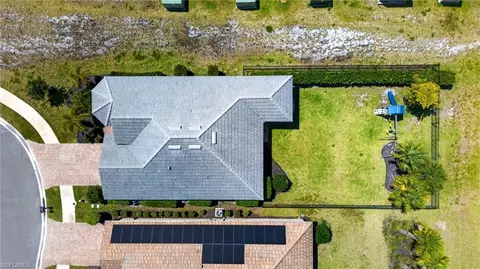 Exterior - 3721 E Hampton Cir, Alva, FL 33920 photo 2 of 4
