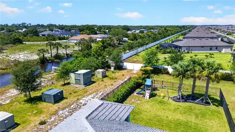 View/Area - 3721 E Hampton Cir, Alva, FL 33920 photo 3 of 5