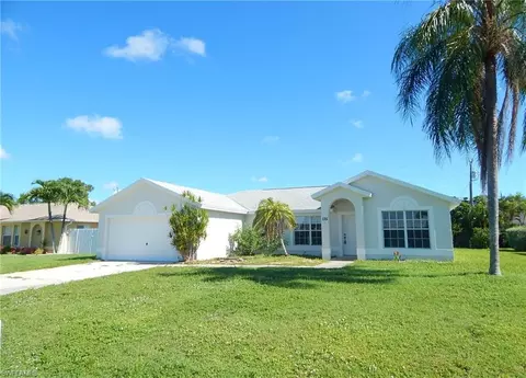 135 SE 29th St, Cape Coral, FL 33904
