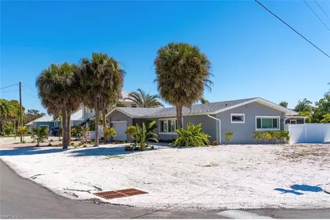 310 Madison Ct, Fort Myers Beach, FL 33931