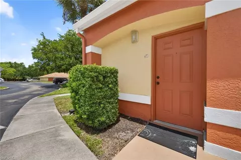 6361 Aragon Way #202, Fort Myers, FL 33966