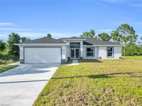 859 Chicago St, Lehigh Acres, FL 33974