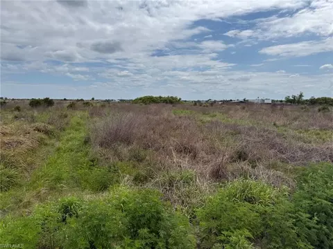 6435 1st Rd, Labelle, FL 33935
