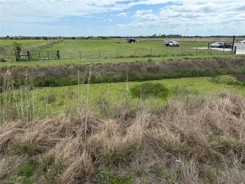 6435 1st Rd, Labelle, FL 33935 photo 4
