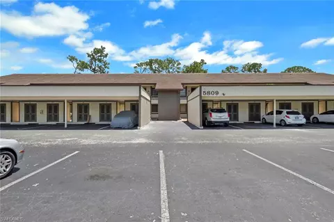 5809 Rattlesnake Hammock Rd #104, Naples, FL 34108
