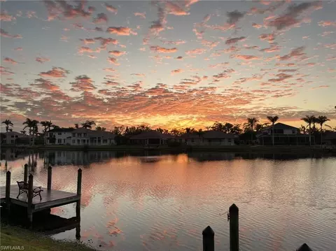 14560 Laguna Dr, Fort Myers, FL 33908