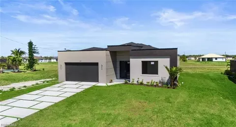 3927 NW 40th Ter, Cape Coral, FL 33993