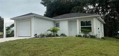 3874 Pearl St, Fort Myers, FL 33916