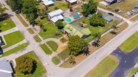 View/Area - 779 E Del Monte Ave, Clewiston, FL 33440 photo 2 of 3