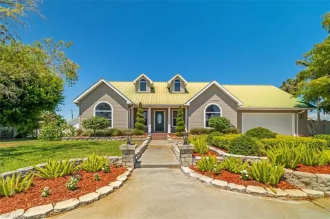 779 E Del Monte Ave, Clewiston, FL 33440