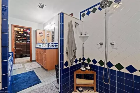 Bath - 779 E Del Monte Ave, Clewiston, FL 33440 photo 3 of 5