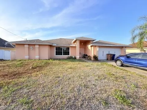 3304 23rd St SW, Lehigh Acres, FL 33976