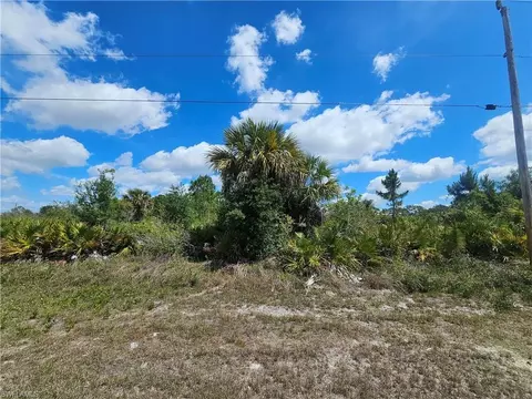 735 Central St E, Lehigh Acres, FL 33974