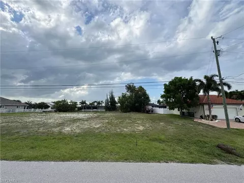 1831 SW 31st Ter, Cape Coral, FL 33914