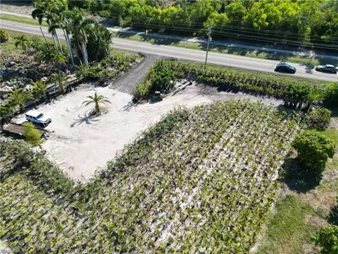 11851 Stringfellow Rd, Bokeelia, FL 33922 photo 2