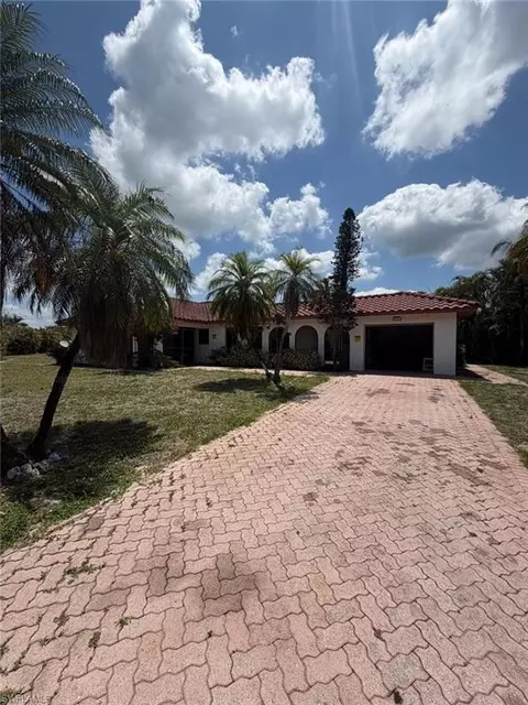 24898 Trost Blvd, Bonita Springs, FL 34135