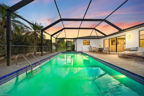 13 SE 20th Pl, Cape Coral, FL 33990