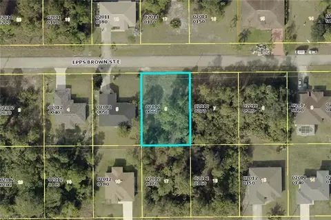 712 Epps Brown St E, Lehigh Acres, FL 33974