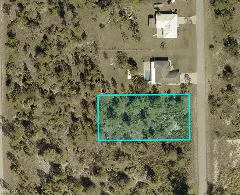 1117 Hamilton Ave, Lehigh Acres, FL 33972