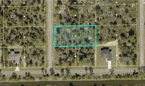 802 Edison Ave, Lehigh Acres, FL 33972