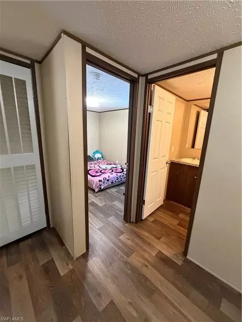 Entry Way - 631 Stanton St, Clewiston, FL 33440 photo 1 of 2