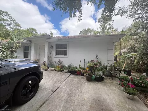 Exterior - 3123 Pine Tree Dr, Naples, FL 34112 photo 3 of 5