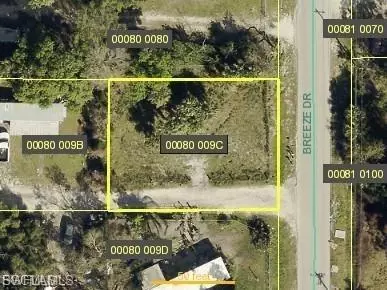 7598 Breeze Dr, North Fort Myers, FL 33917