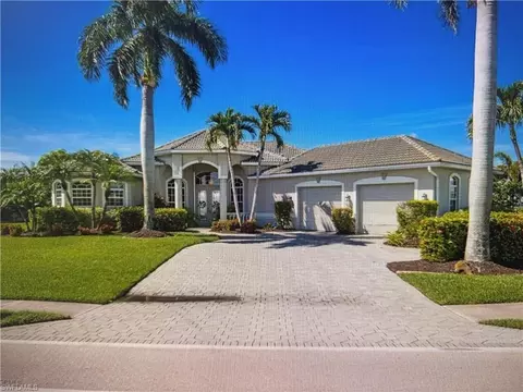 1028 Hancock Bridge Pkwy, Cape Coral, FL 33990