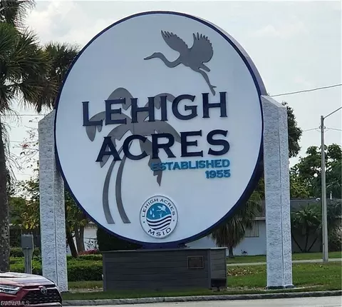 3306 E 9th St, Lehigh Acres, FL 33972 photo 4