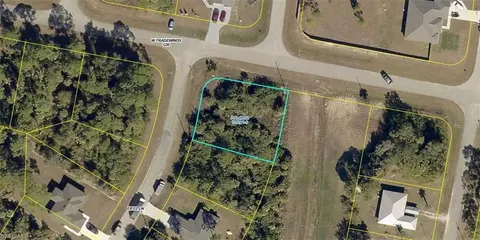 5059 W Tradewinds Cir, Labelle, FL 33935